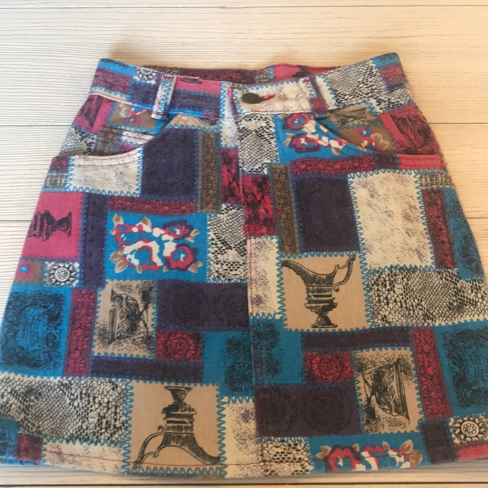 VINTAGE 80’s Camp Beverly Hills denim skirt